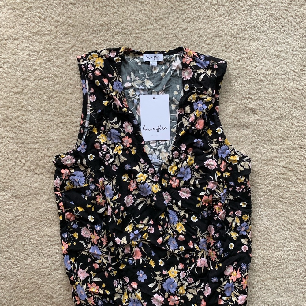 Sleeveless Wrap Bodysuit - Picture 5 of 7